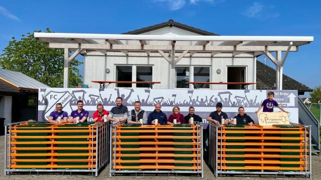 FC Pommersfelden: 90 Bierbänke und 45 Biertische