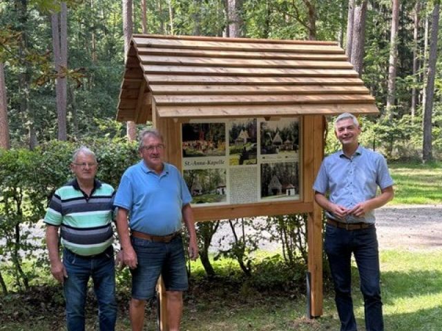 Kapellbauverein St.-Anna-Kapelle Schönbrunn: INFO-TAFEL